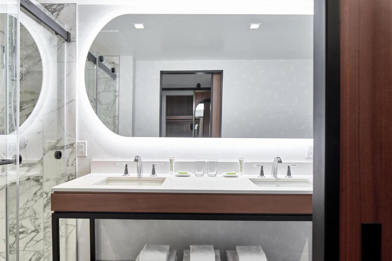 Le Meridien St. Louis Hotel