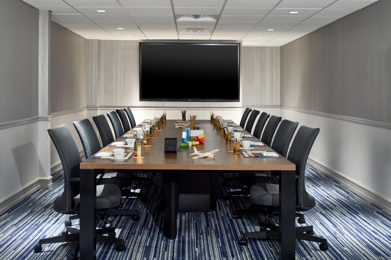 Hotel Le Meridien St. Louis 4*